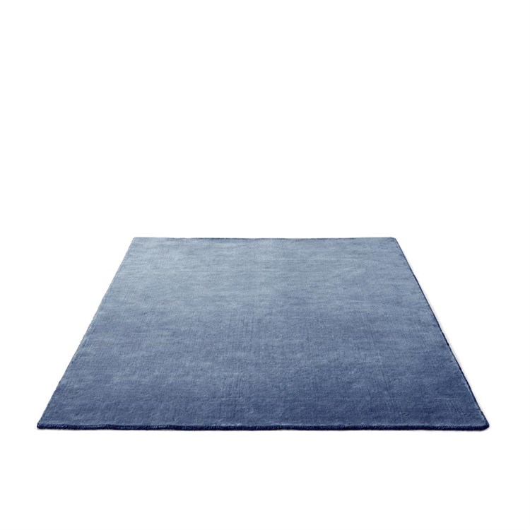 Andtradition The Moor Rug AP5 Grey Blue Thunder