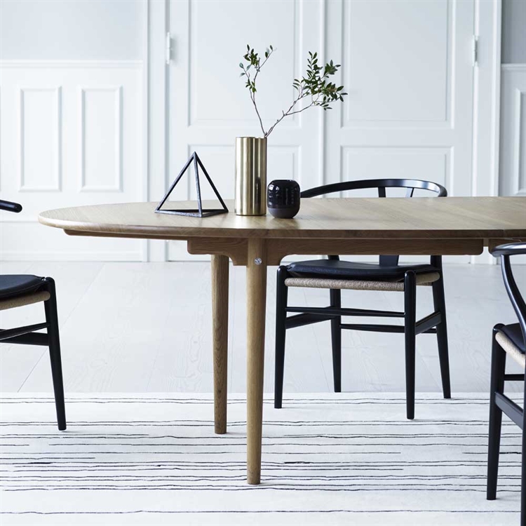 Carl Hansen & Søn CH339 Spisebord spisestue