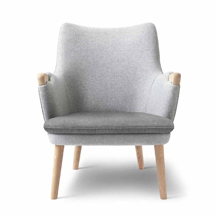 Carl Hansen & Søn CH71 Lenestol Eik Såpe Divina 120/Divina 180