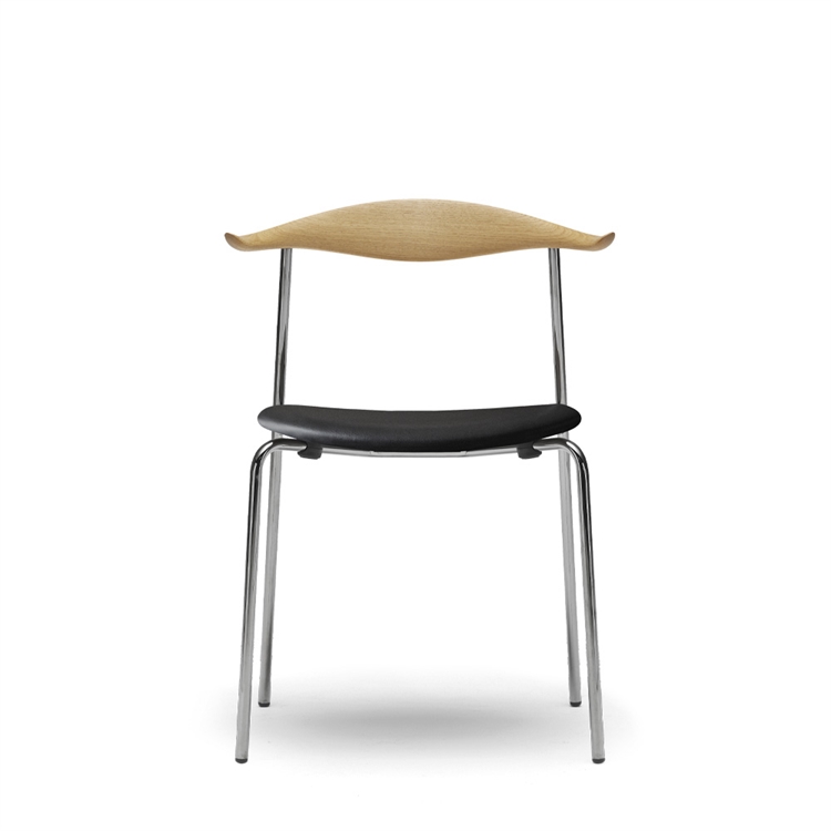 Carl Hansen & Søn CH88P Spisestuestol Skinn Olje Eik/Sort Thor 301 med rustfri ramme