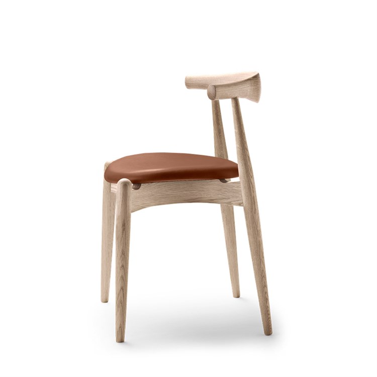 Carl Hansen & Søn CH20 Albue Spisestuestol Skinnsåpet Eik/Cognac Thor 307 Side