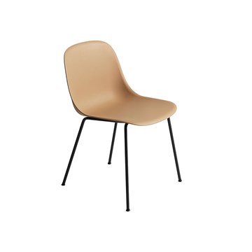 Muuto Fiber spisestuestol