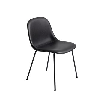 Muuto Fiber spisestuestol