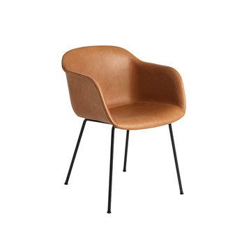 Muuto Fiber spisestuestol