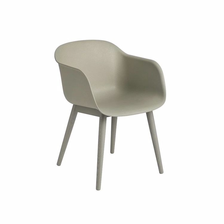 Muuto Fiber spisestuestol