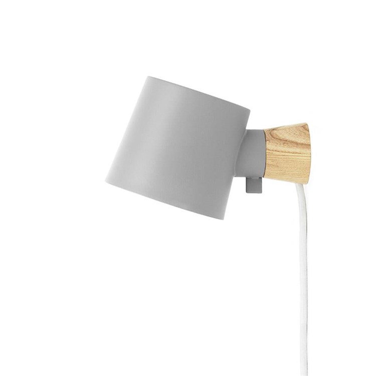 Normann Copenhagen Rise vegglampe Grå