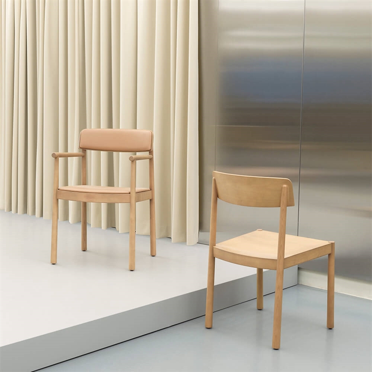 Normann Copenhagen Timb Chair med og uten armlener