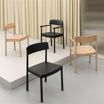 Normann Copenhagen Timb Chair svart og lys