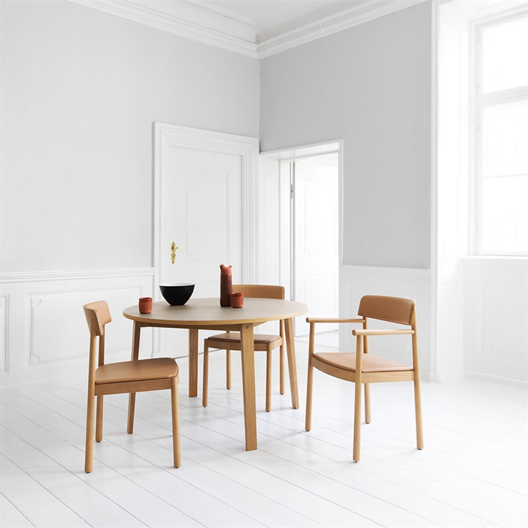 Normann Copenhagen Timb Chair spisestue