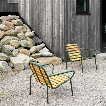 Normann Copenhagen Vig groen loungestol i tre